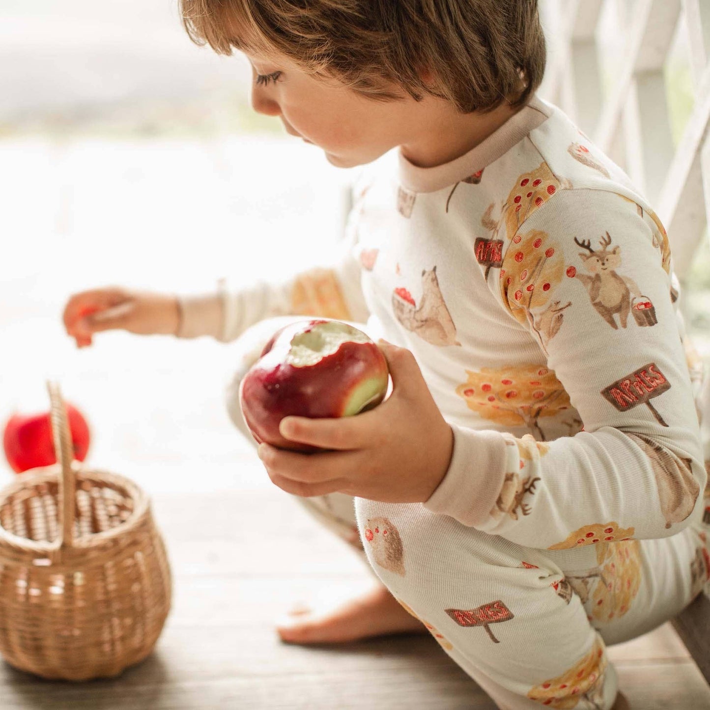 Apple Season Sleep & Play